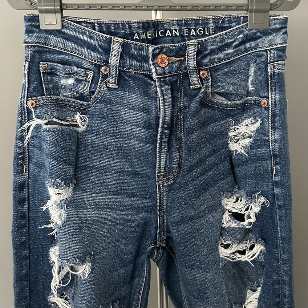 American Eagle Distressed Mom Jean - Picture 3 of 12